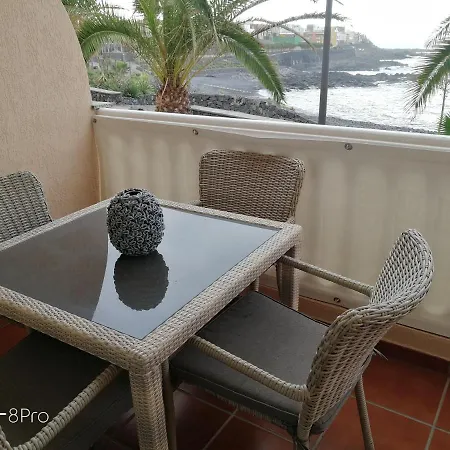 The Terrace On The Sea Apartment Caleta de Interian